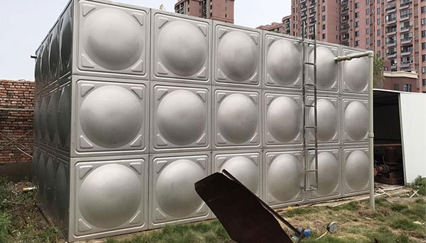 不銹鋼水箱在春季到夏季的換季變化中怎么養(yǎng)護