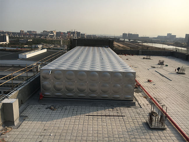 不銹鋼生活水箱施工案例